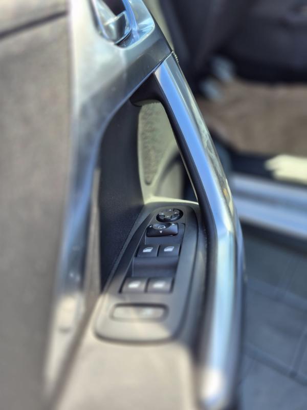 Car Thumb